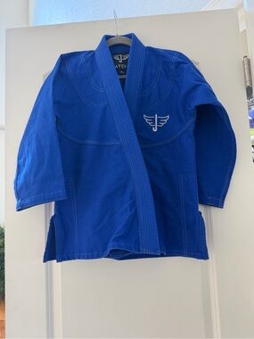 JAYEFO JIU JITSU Gi Kimono. Top only. Size K-2. Royal Blue. Embroidered.